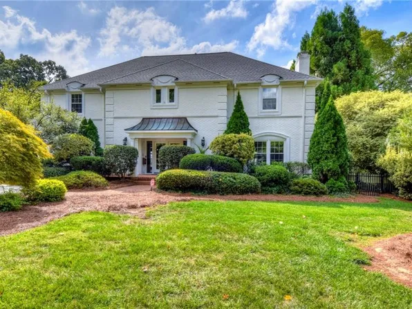 2680 Reynolds Dr, Winston Salem, NC 27104