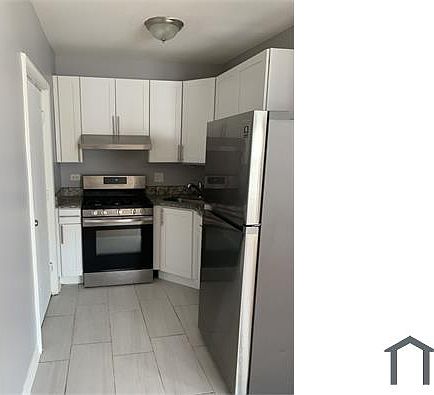 1st image of 1133 E 79th Pl #3N