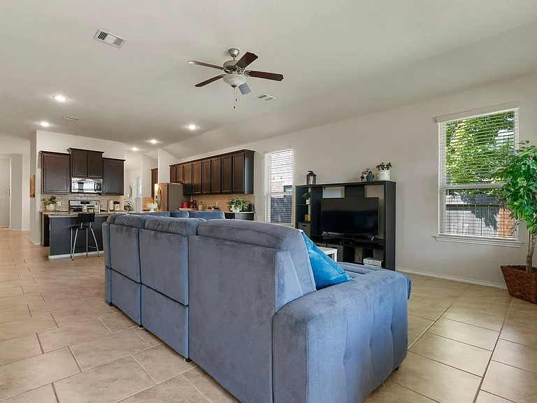 14011 Wolftrap Ln — Photo 17
