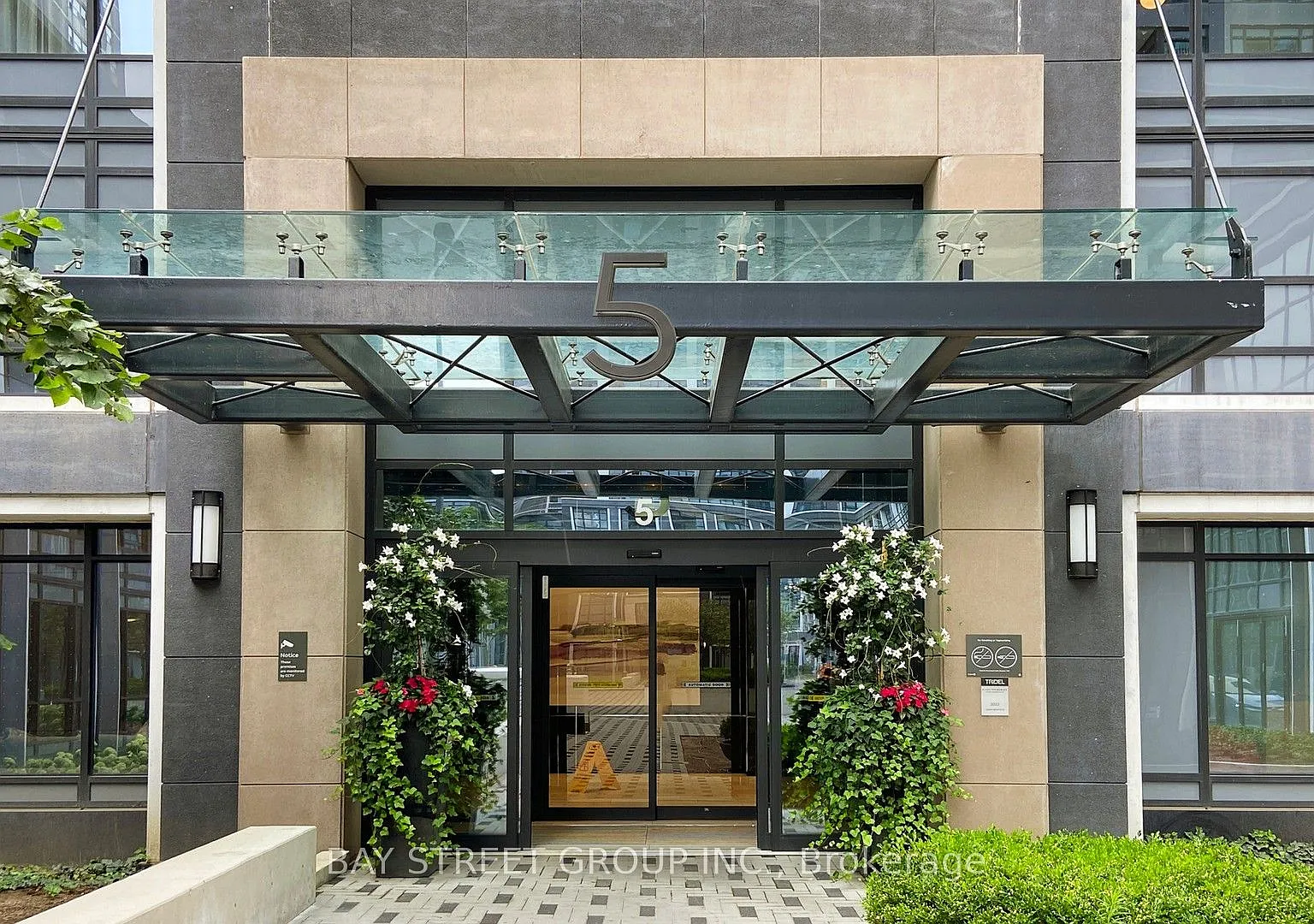 2 bed, $2,850 — Photo 4