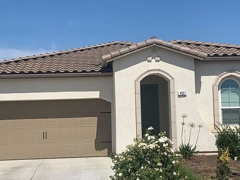 4357 Revelle Dr — Photo 1