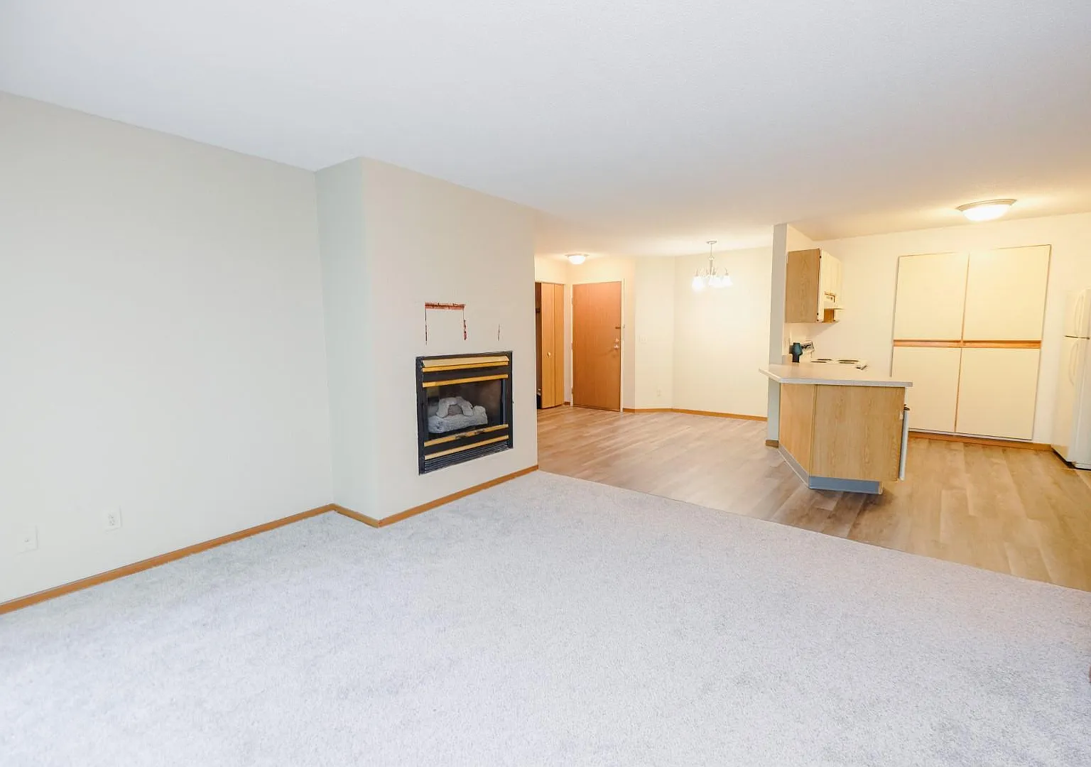 Parkside Apartments — Photo 2