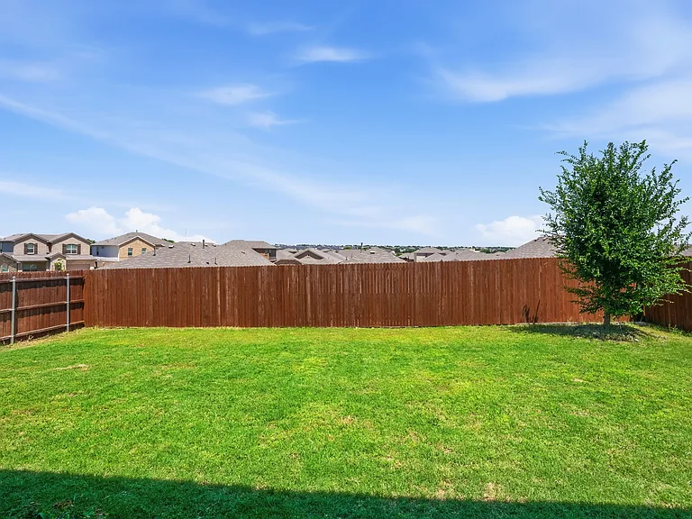 11536 Harp Ln — Photo 31