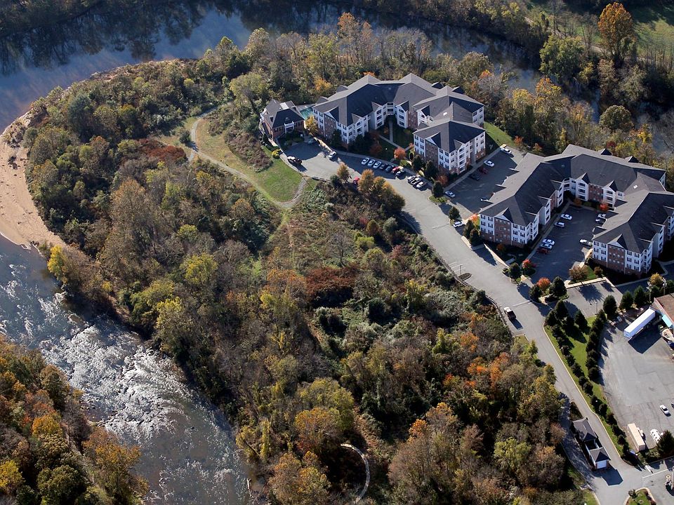 Awesome location by the river!