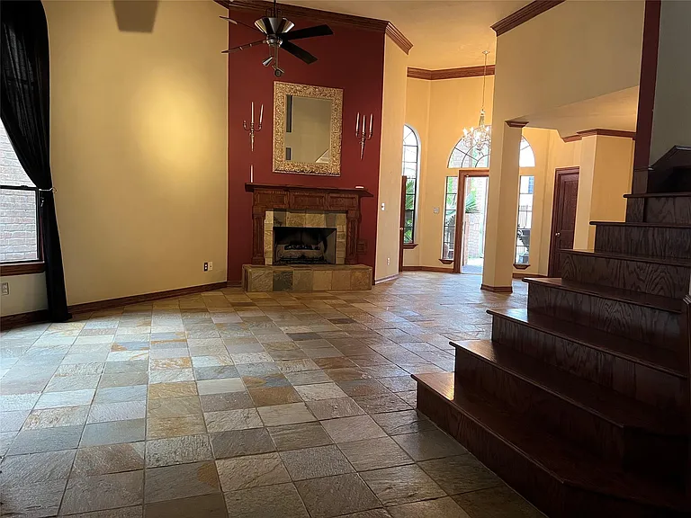 6983 Oakwood Park — Photo 7