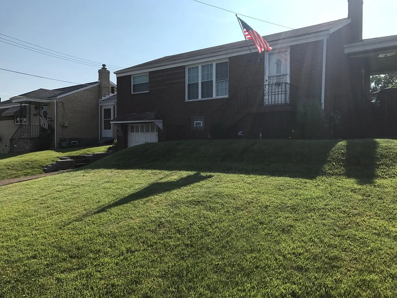 1272 Edgewood Dr photo 1