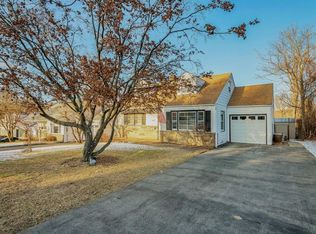 922 Lyman Ave, Peekskill, NY 10566