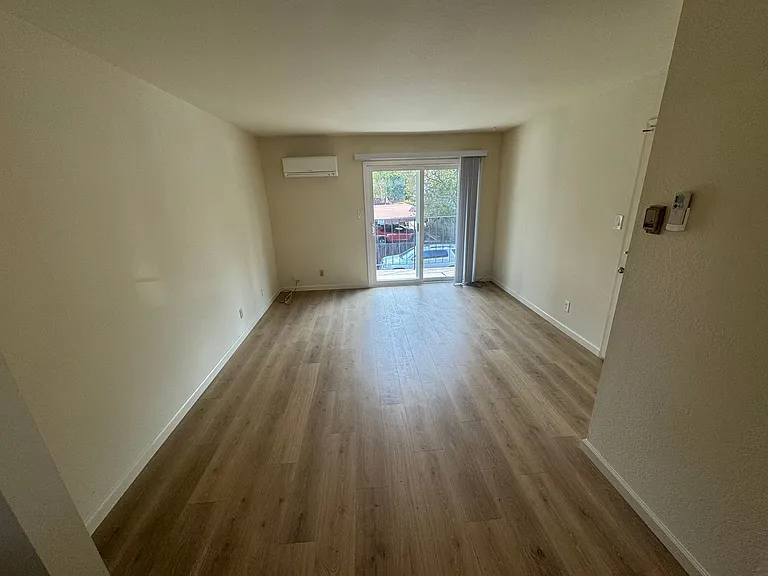 Allegheny Pines Apartments — Photo 3