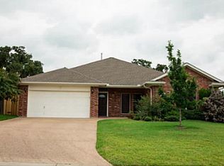 4121 Halifax Dr, College Station, TX 77845