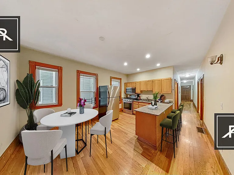 8 Carmel St #1 — Photo 2