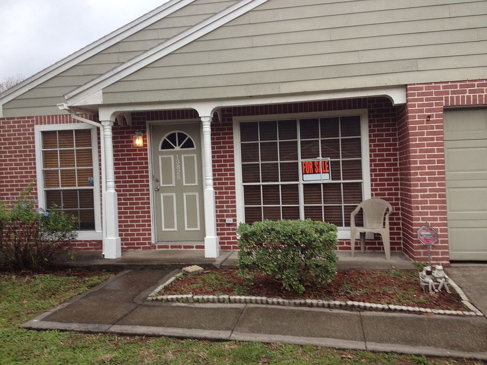 1st image of 13825 Fox Meadow Dr