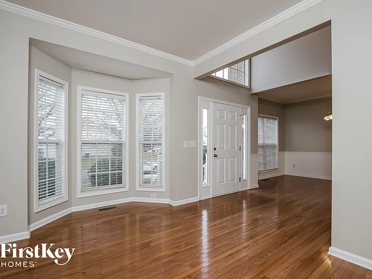 2948 Logbridge Rd — Photo 2