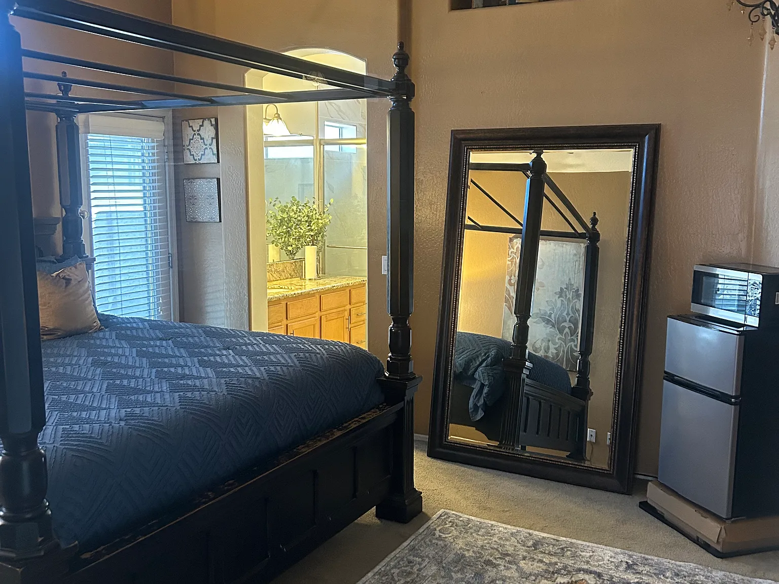 4 bed, 1385 sqft, $1,600 — Photo 1