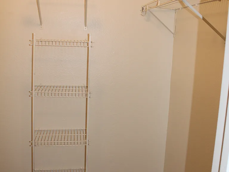 walk-in closet