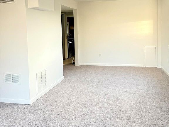 3rd image of 128 Henry Ruff Rd