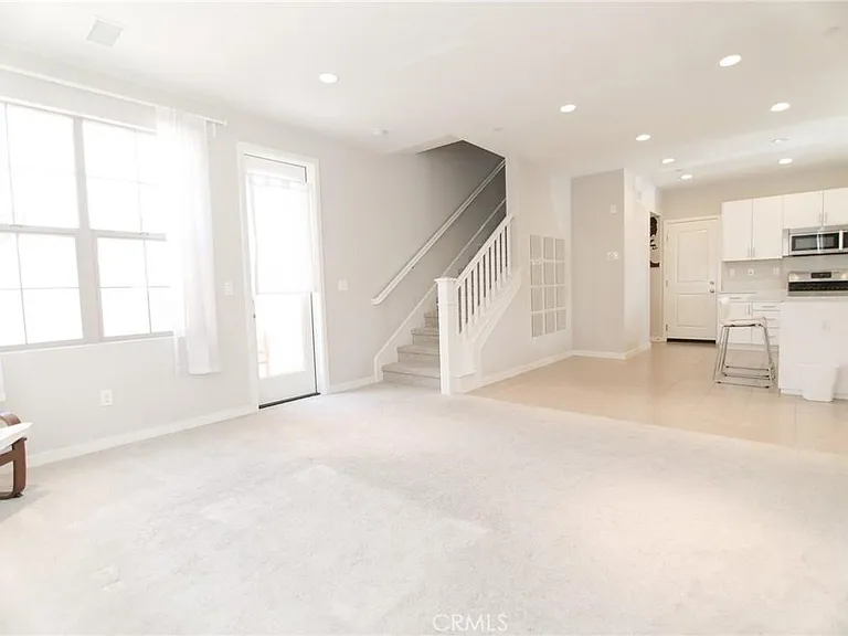 101 Tallowood — Photo 3