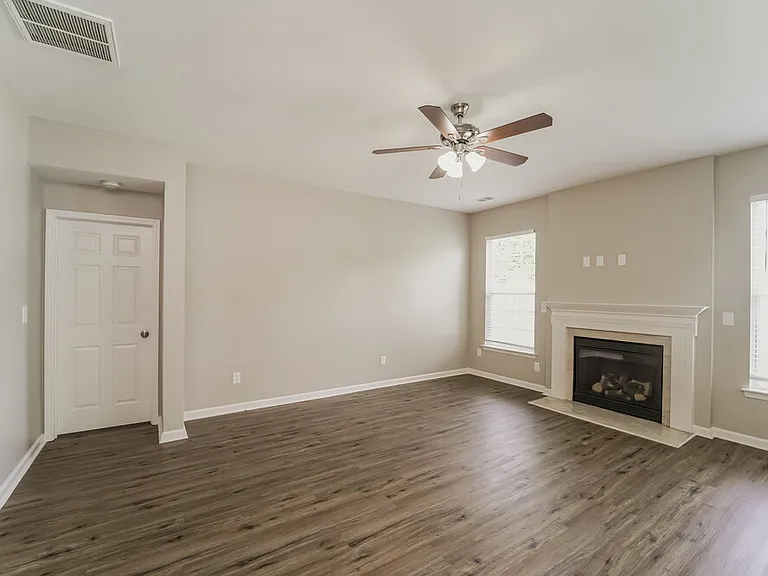 16826 Macanthra Dr — Photo 5