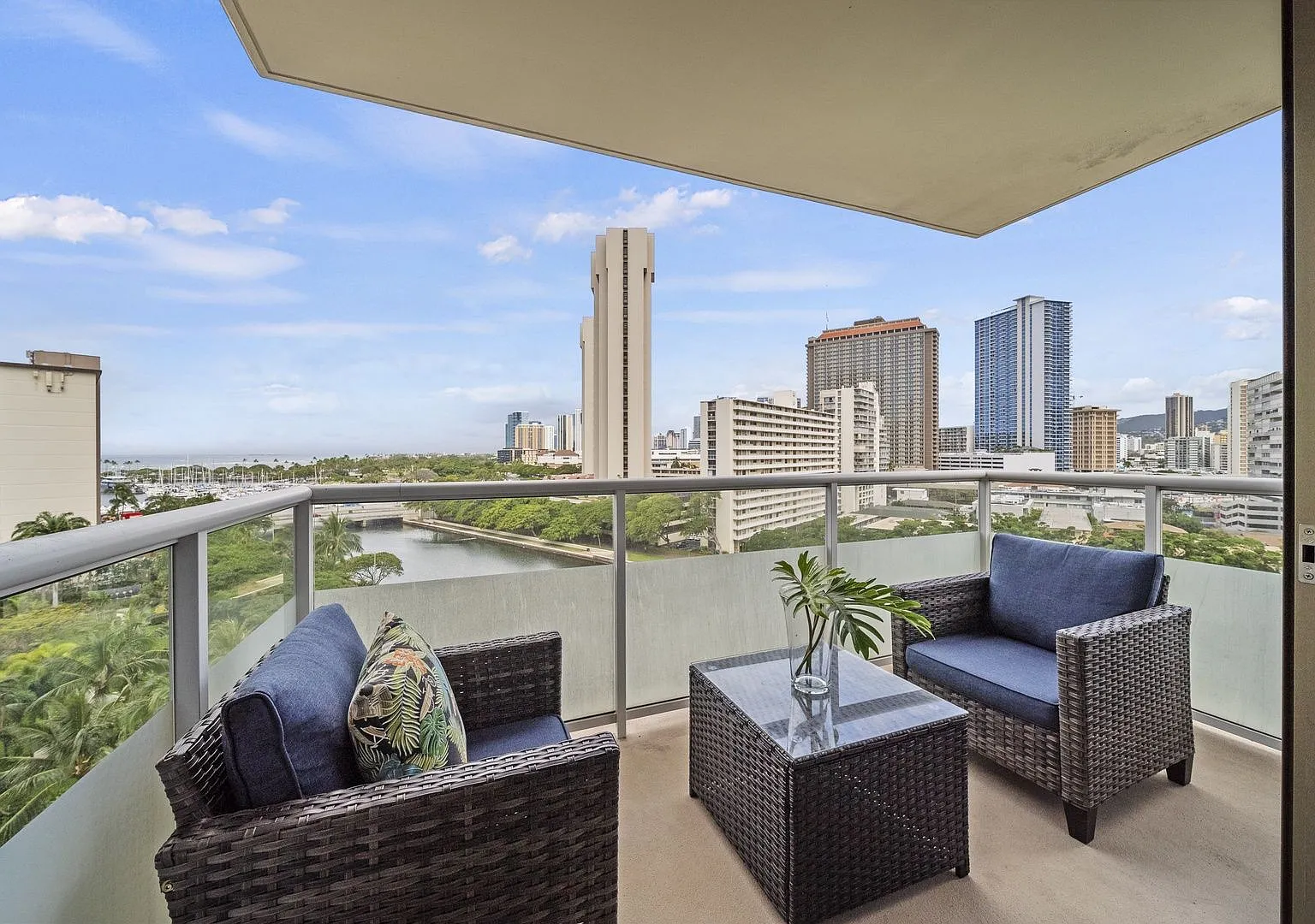 Watermark Waikiki Unit 901 w/ Panoramic Oceanviews — Photo 1