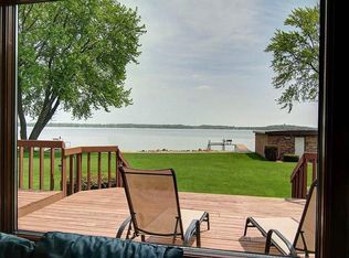 3150 Waucheeta Trl, Madison, WI 53711