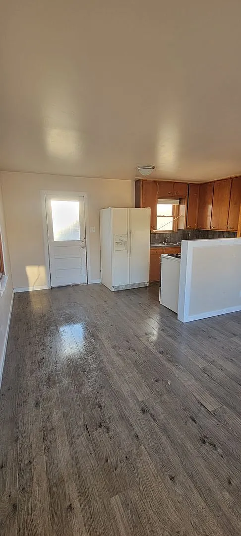 Cute 1 Bedroom, 1 Bath House! — Photo 1