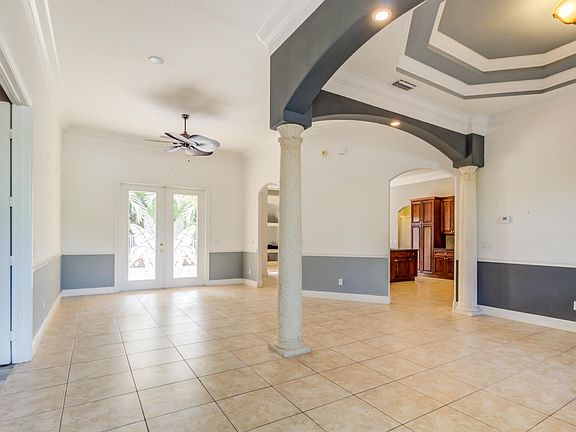 3rd image of 3441 SW Savona Blvd