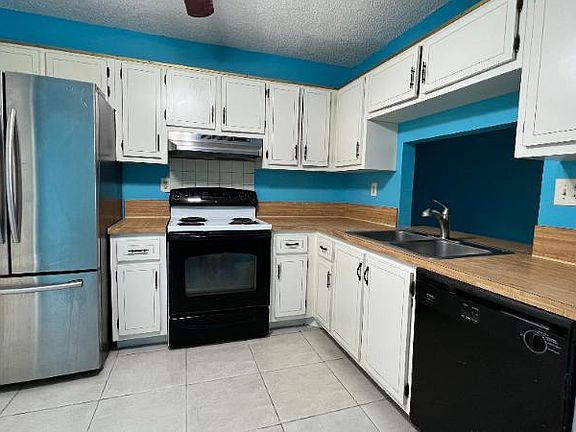3rd image of 3200 NW 5th Ter #M