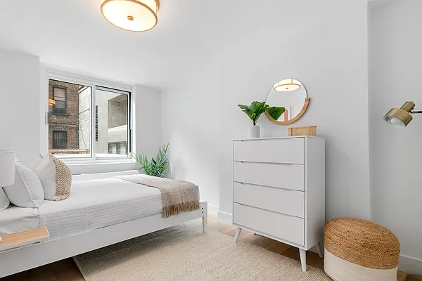 Sold by Douglas Elliman | media 17