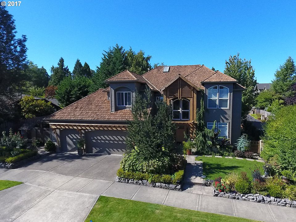 1st image of 19325 Suncrest Dr