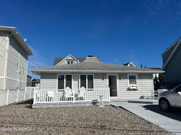 456 Key Largo Ct, Lavallette, NJ 08735