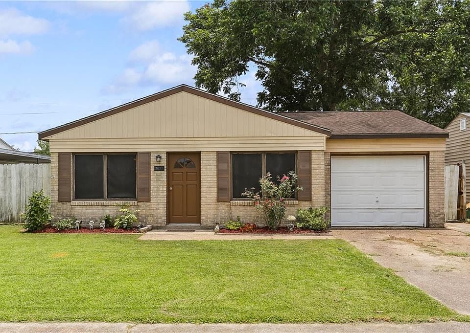 1st image of 2633 Dolores Dr