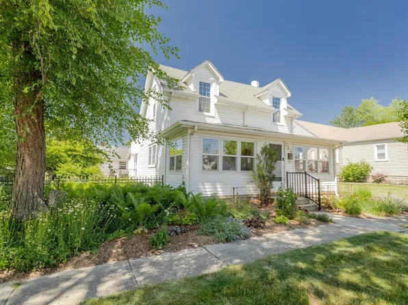 224 W Warner St, Rensselaer, IN 47978