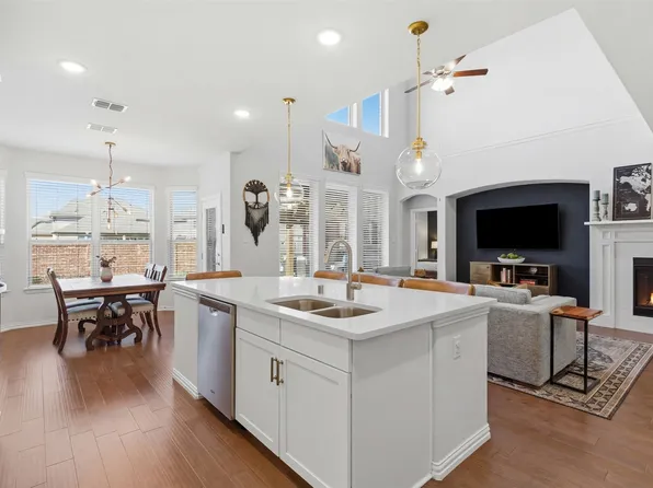 2811 Hackberry Creek Trl, Prosper, TX 75078