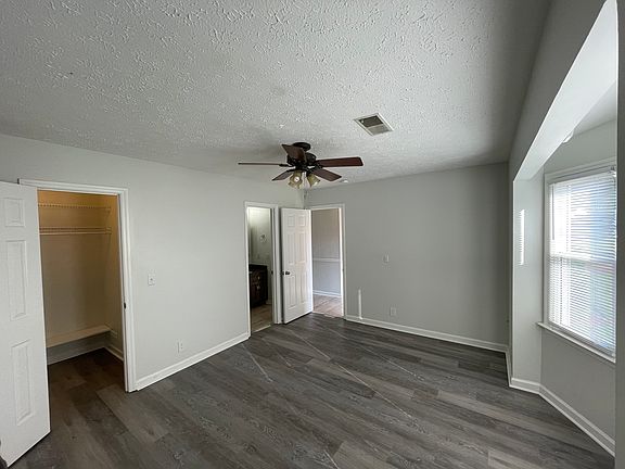 Primary room with walk in closet