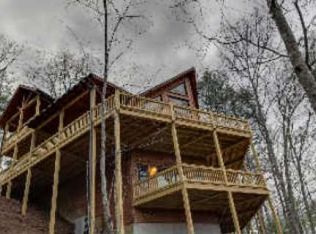 190 Rocky Top Ln, Morganton, GA 30560