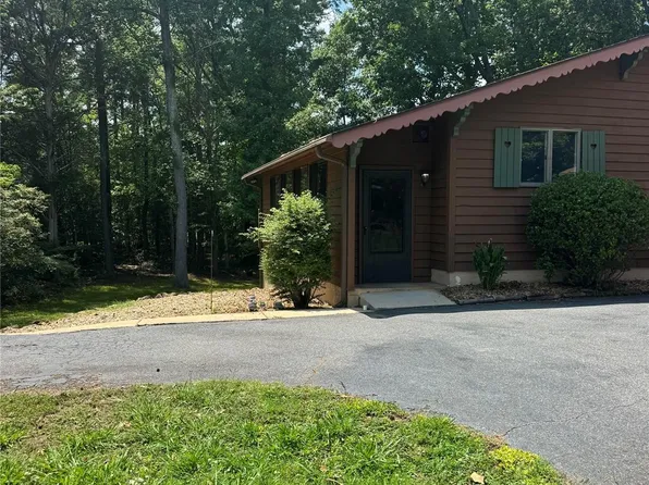 8718 Karibuni Dr, Waxhaw, NC 28173