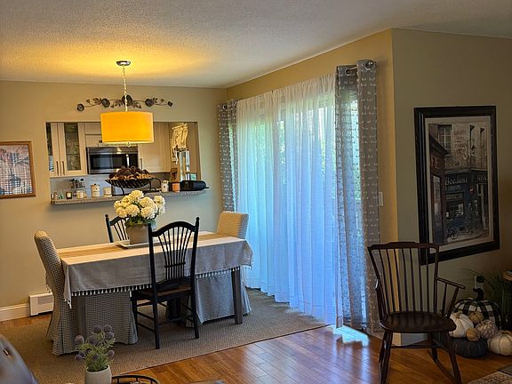 4th image of 46 Henry Street #46