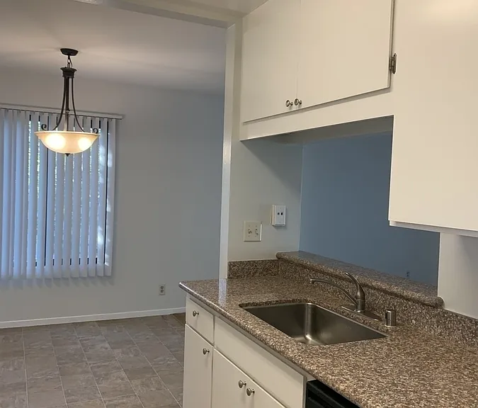 859 Highland Ave #3 — Photo 3