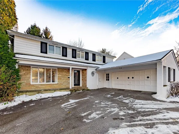 3000 W Belvoir Oval, Shaker Heights, OH 44122