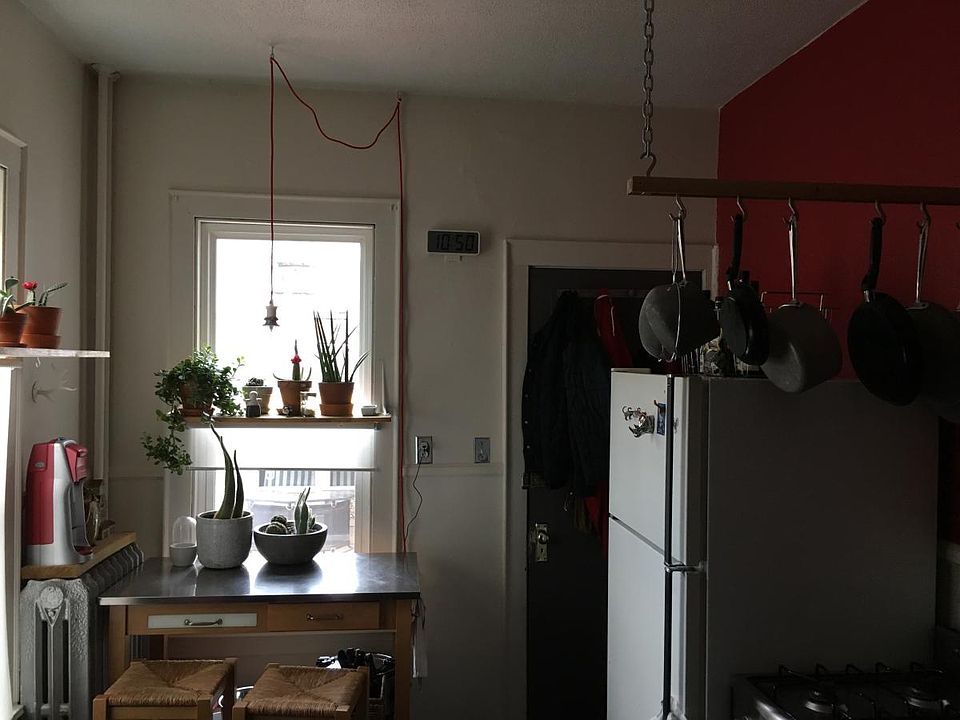 1st image of 2544 Aldrich Ave S