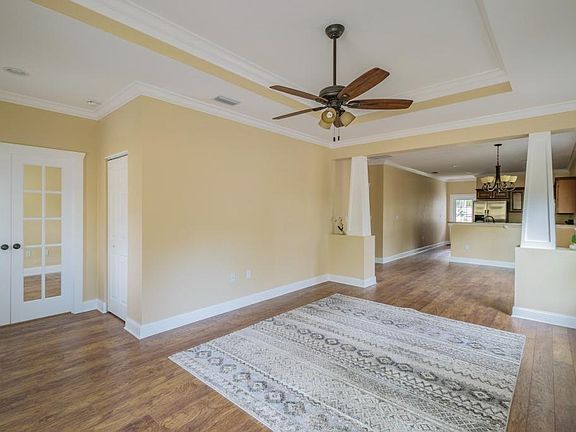 4th image of 1312 E New Orleans Ave