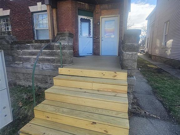 3rd image of 416 S 5th St