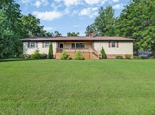 1019 Greenwood Dr, Jamestown, TN 38556