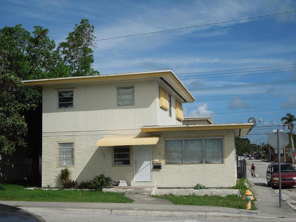 1st image of 602 N A St