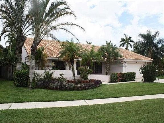 2nd image of 9840 Sun Pointe Dr