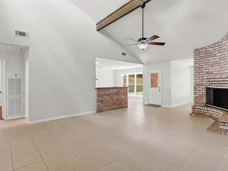 22411 Waynoka Rd — Photo 7