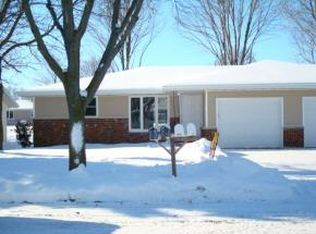 815 Miller Ln, Kaukauna, WI 54130