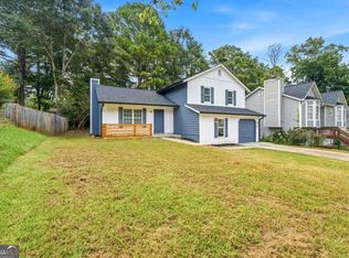 917 Lake Watch Dr, Stone Mountain, GA 30088