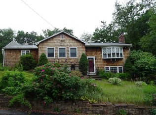 7 N Rexhame St, Billerica, MA 01821