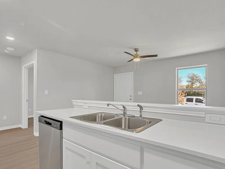 3001 Grey Wolf Cir #121 — Photo 16
