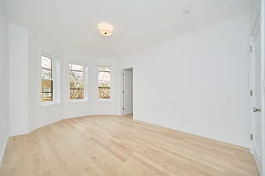 Rented by Living New York